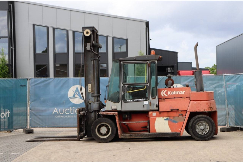 Kalmar DCD 80-9H - LPG forklift: picture 2 Kalmar DCD 80-9H - LPG forklift: picture 2