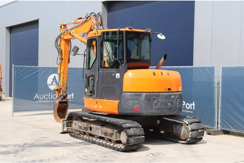 Komatsu PC80MR-3 - Crawler excavator: picture 4 Komatsu PC80MR-3 - Crawler excavator: picture 4