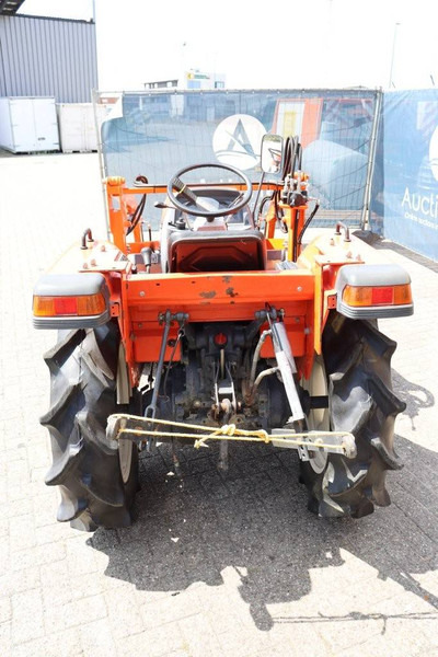 Kubota GL-21 - Farm tractor: picture 5 Kubota GL-21 - Farm tractor: picture 5