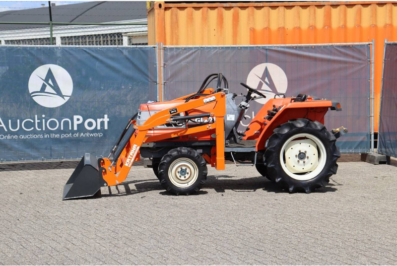Kubota GL-21 - Farm tractor: picture 1 Kubota GL-21 - Farm tractor: picture 1