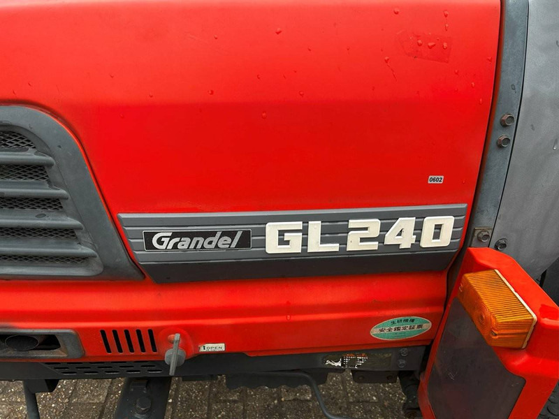 Farm tractor Kubota GL240: picture 9