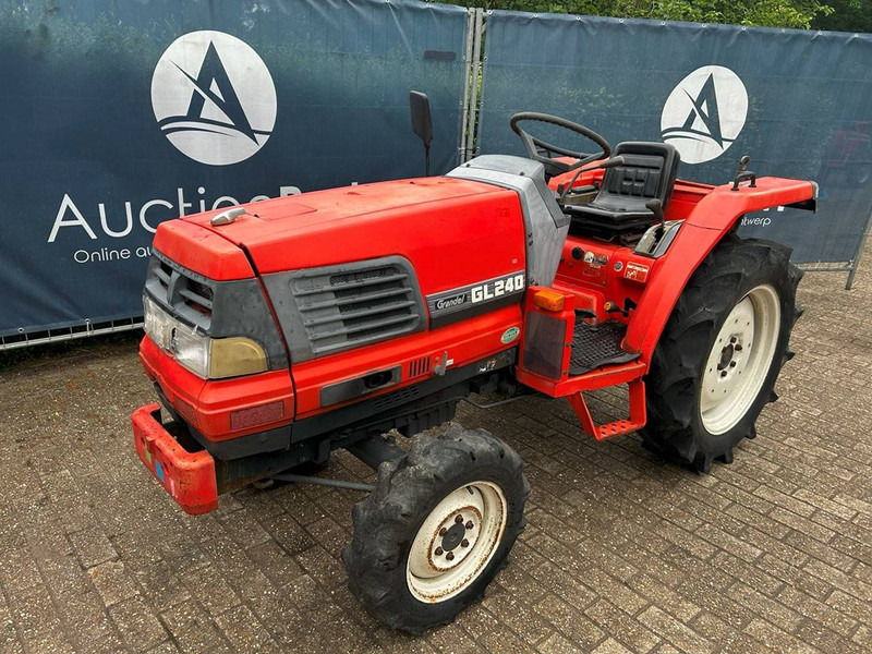 Farm tractor Kubota GL240: picture 8