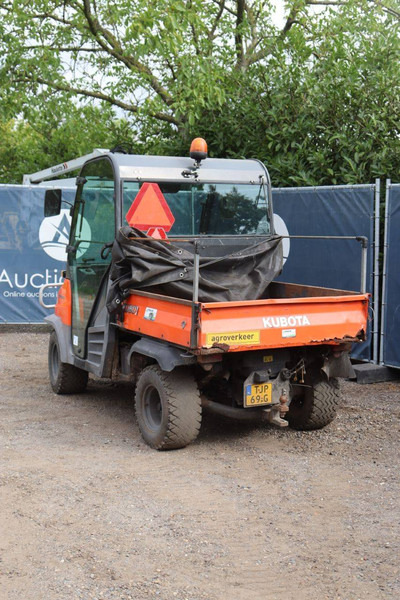 Kubota RTV900 - Golf cart: picture 4 Kubota RTV900 - Golf cart: picture 4