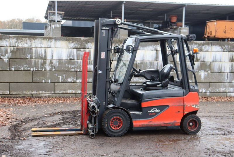 Linde E25 - Electric forklift: picture 1 Linde E25 - Electric forklift: picture 1