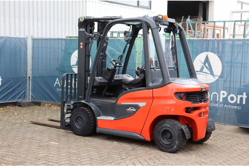 Linde H20D-01/600 - Diesel forklift: picture 3 Linde H20D-01/600 - Diesel forklift: picture 3