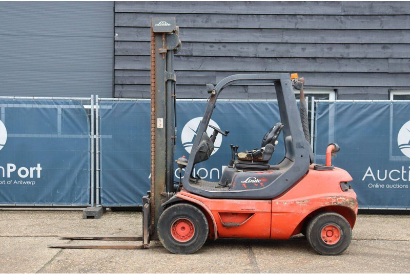 Linde H30D-03 - Diesel forklift: picture 2 Linde H30D-03 - Diesel forklift: picture 2