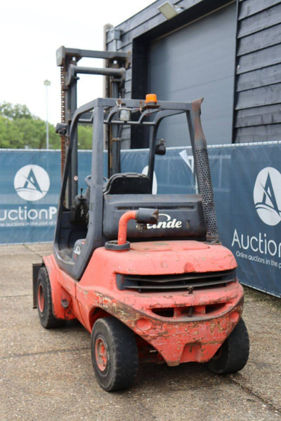 Linde H30D-03 - Diesel forklift: picture 4 Linde H30D-03 - Diesel forklift: picture 4