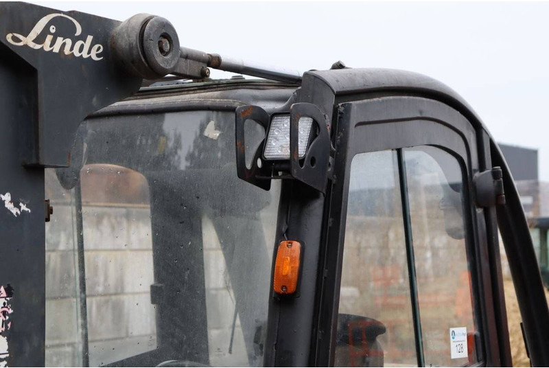 Diesel forklift Linde H30D: picture 12