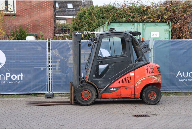 Linde H35 - Diesel forklift: picture 1 Linde H35 - Diesel forklift: picture 1