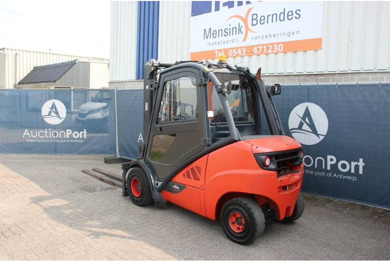 Linde H35 - Diesel forklift: picture 3 Linde H35 - Diesel forklift: picture 3