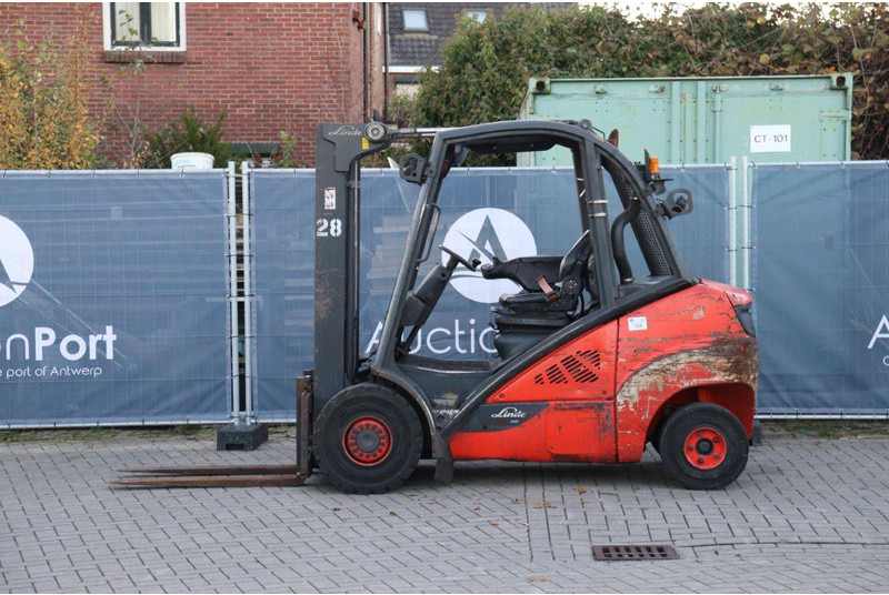 Linde H35D - Diesel forklift: picture 2 Linde H35D - Diesel forklift: picture 2