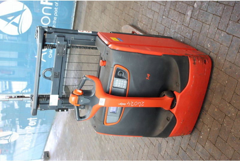 Linde L14 - Stacker: picture 5 Linde L14 - Stacker: picture 5