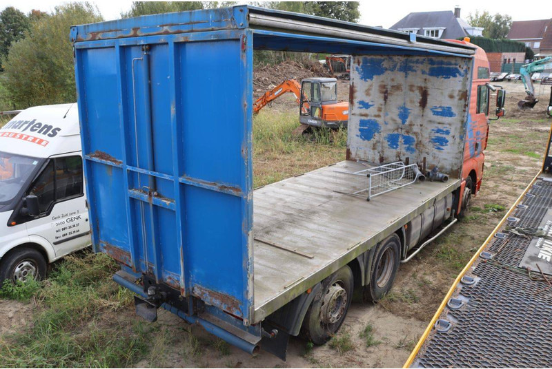 MAN TGA 26.430 - Dropside/ Flatbed truck: picture 3 MAN TGA 26.430 - Dropside/ Flatbed truck: picture 3