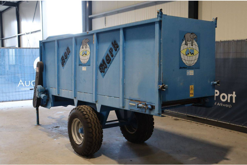 MARK R301 - Manure spreader: picture 5 MARK R301 - Manure spreader: picture 5