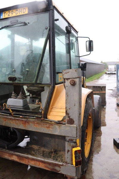 Massey Ferguson 860 - Backhoe loader: picture 5 Massey Ferguson 860 - Backhoe loader: picture 5