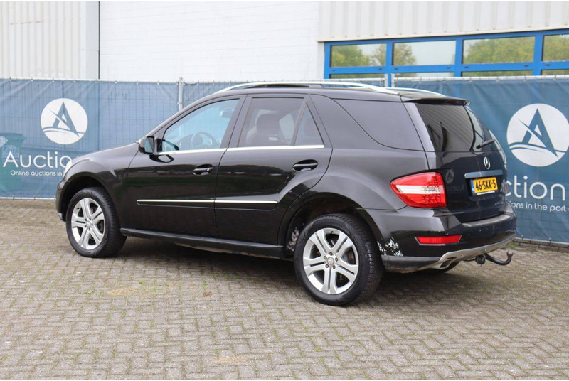 Mercedes-Benz M-Klasse ML 350 CDI 4MATIC - Sedan: picture 3 Mercedes-Benz M-Klasse ML 350 CDI 4MATIC - Sedan: picture 3