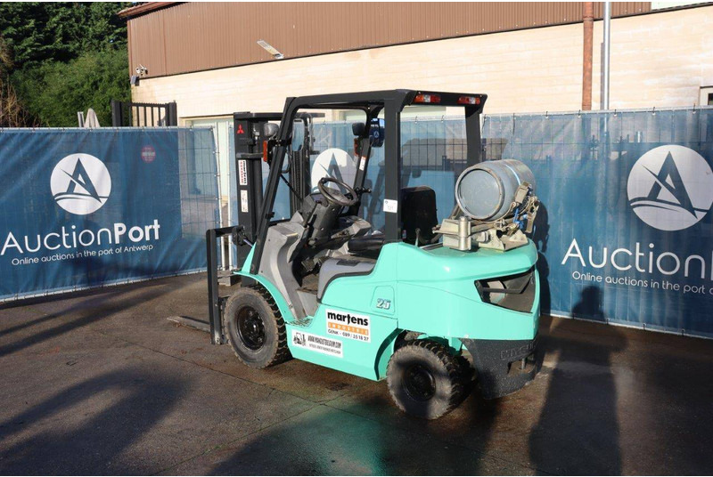 Mitsubishi FGE25T - LPG forklift: picture 3 Mitsubishi FGE25T - LPG forklift: picture 3