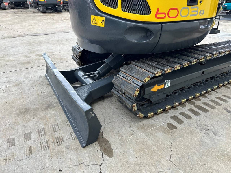 Crawler excavator Neuson 6003: picture 19