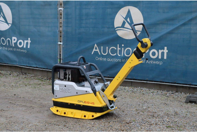 Neuson DPU5545 - Vibratory plate: picture 3 Neuson DPU5545 - Vibratory plate: picture 3