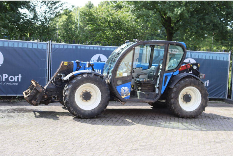 New Holland 187 - Telescopic handler: picture 1 New Holland 187 - Telescopic handler: picture 1