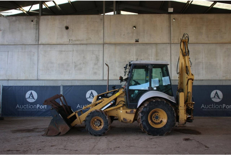 New Holland NH95-4PT/E - Backhoe loader: picture 2 New Holland NH95-4PT/E - Backhoe loader: picture 2