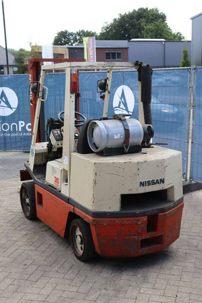 Nissan KCUGH02F350 - LPG forklift: picture 5 Nissan KCUGH02F350 - LPG forklift: picture 5