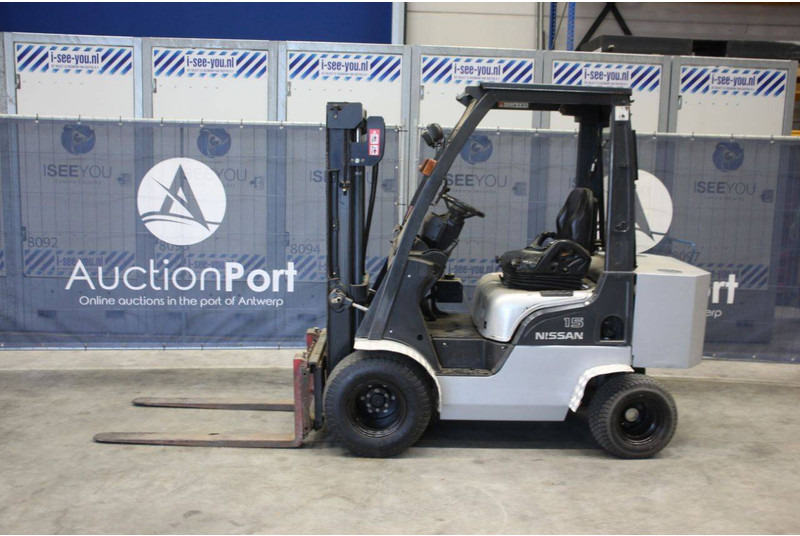 Nissan O1A15 - Diesel forklift: picture 2 Nissan O1A15 - Diesel forklift: picture 2
