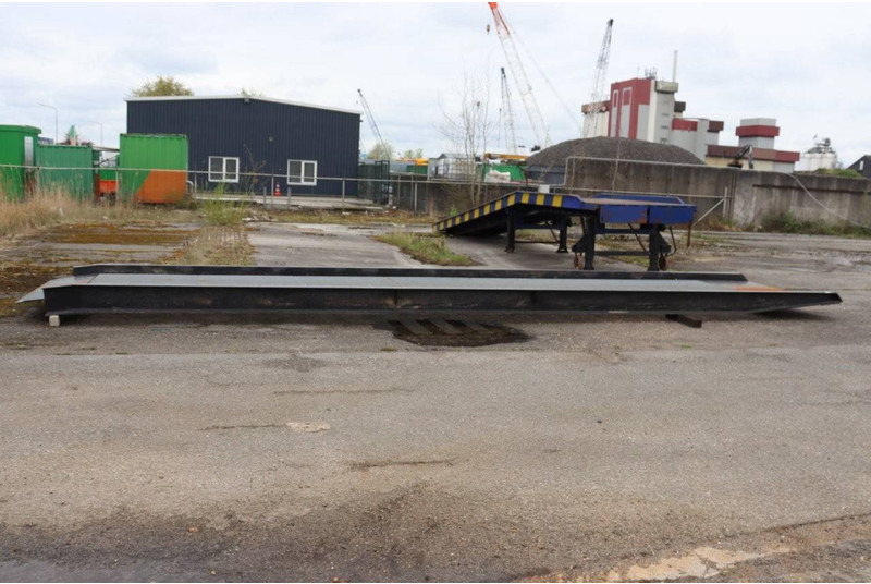 Onbekend - Dropside/ Flatbed trailer: picture 1 Onbekend - Dropside/ Flatbed trailer: picture 1