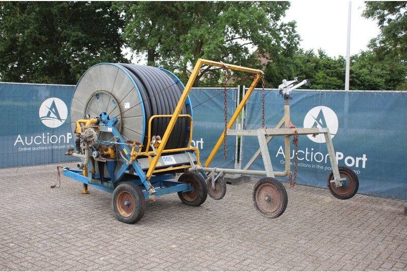 Onbekend - Tractor mounted sprayer: picture 3 Onbekend - Tractor mounted sprayer: picture 3