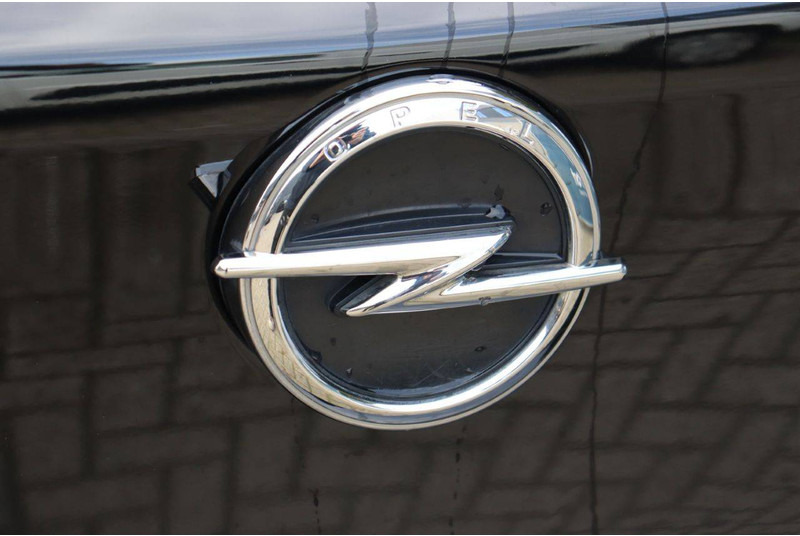 Sedan Opel Corsa: picture 15 Sedan Opel Corsa: picture 15