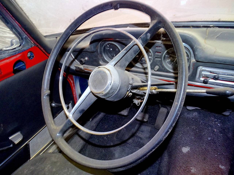 Sedan Peugeot 404 cabriolet: picture 16