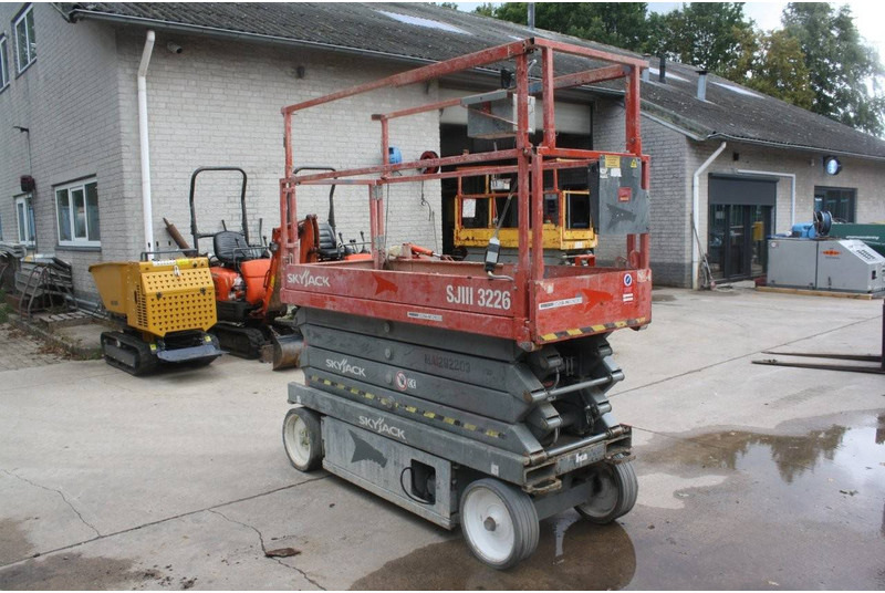 Skyjack SJ3226 - Scissor lift: picture 5 Skyjack SJ3226 - Scissor lift: picture 5