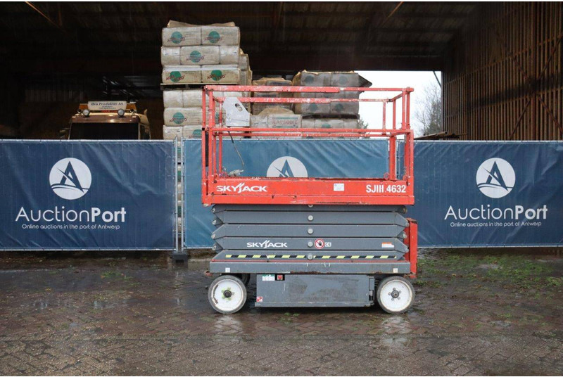 Skyjack SJIII 4632 - Scissor lift: picture 2 Skyjack SJIII 4632 - Scissor lift: picture 2