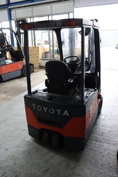 Toyota 7FBEF15 - Electric forklift: picture 5 Toyota 7FBEF15 - Electric forklift: picture 5