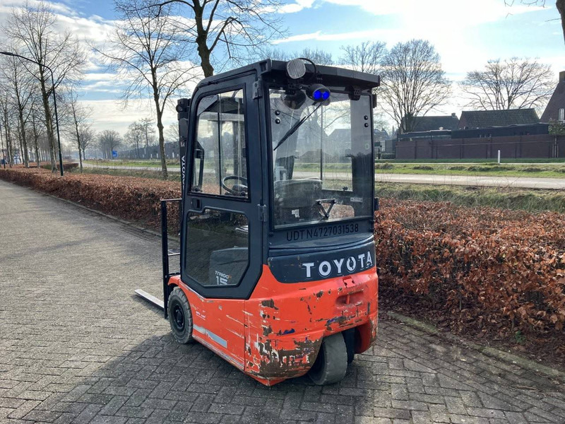 Toyota 7FBEST15 - Electric forklift: picture 3 Toyota 7FBEST15 - Electric forklift: picture 3