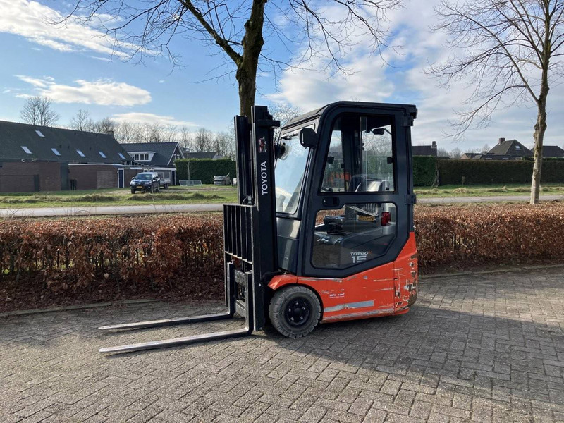 Toyota 7FBEST15 - Electric forklift: picture 1 Toyota 7FBEST15 - Electric forklift: picture 1