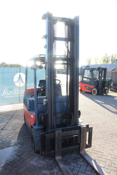 Electric forklift Toyota 7FBMF30: picture 6 Electric forklift Toyota 7FBMF30: picture 6