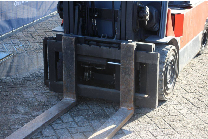 Electric forklift Toyota 7FBMF30: picture 10 Electric forklift Toyota 7FBMF30: picture 10