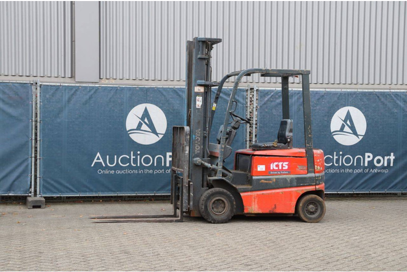 Toyota FBMF16 - Electric forklift: picture 1 Toyota FBMF16 - Electric forklift: picture 1