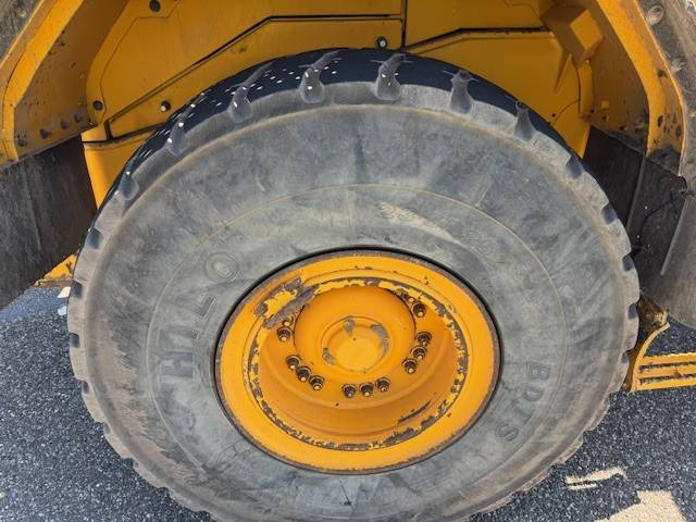 Wheel loader Volvo L110E: picture 13