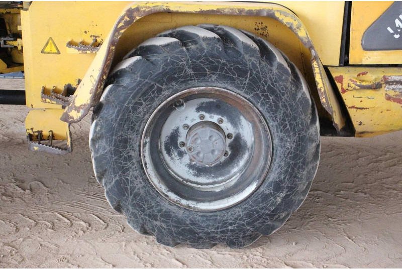 Wheel loader Volvo L45B-TP: picture 16