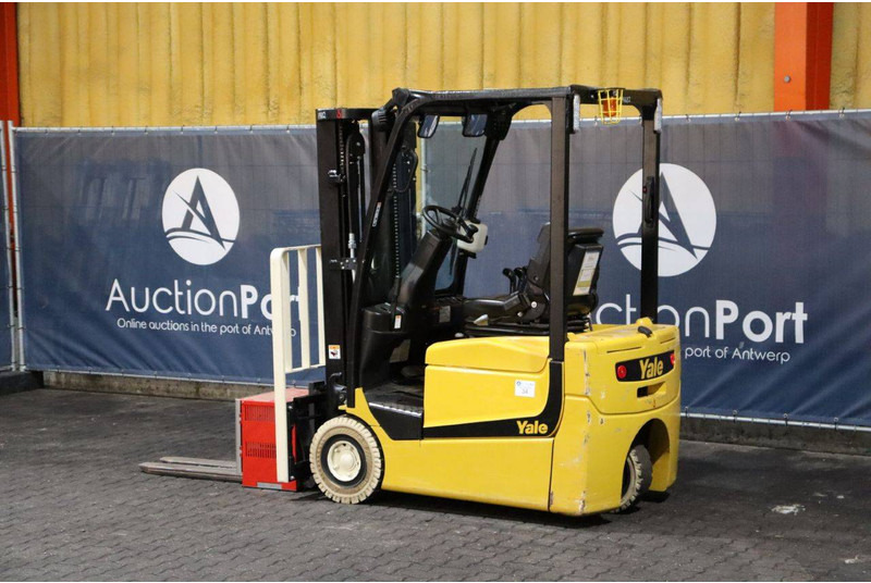 Yale ERP15VC E1980 - Electric forklift: picture 3 Yale ERP15VC E1980 - Electric forklift: picture 3