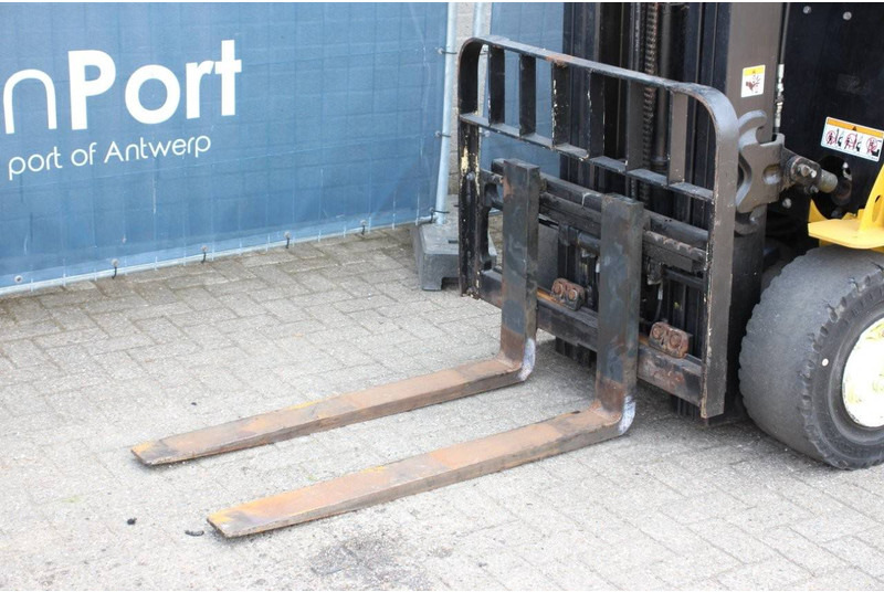 Electric forklift Yale ERP25VLE2145: picture 9
