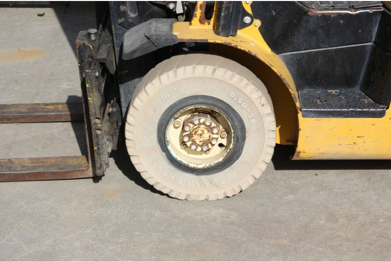 Diesel forklift Yale GDP25LX: picture 14