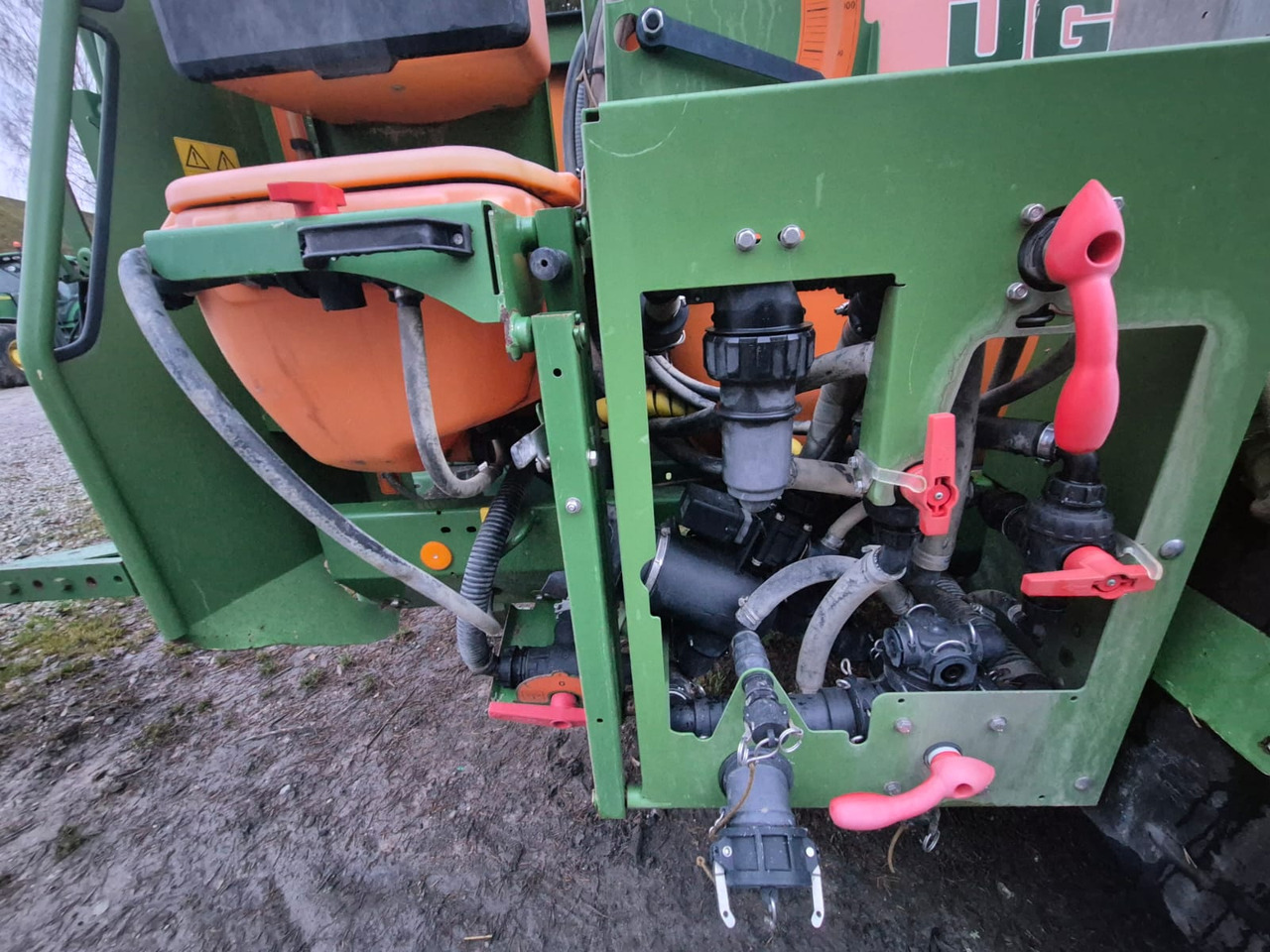 AMAZONE UG 2200 Special - Trailed sprayer: picture 4 AMAZONE UG 2200 Special - Trailed sprayer: picture 4