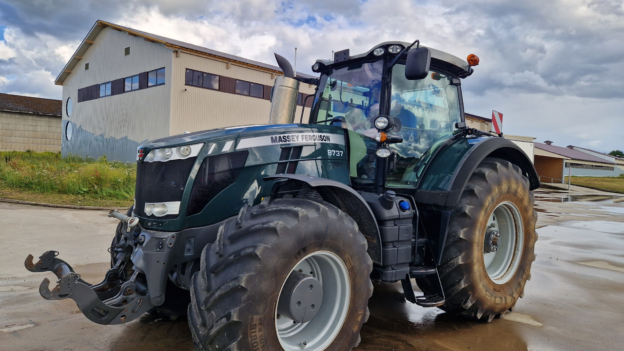 Massey Ferguson 8737 - Farm tractor: picture 1 Massey Ferguson 8737 - Farm tractor: picture 1