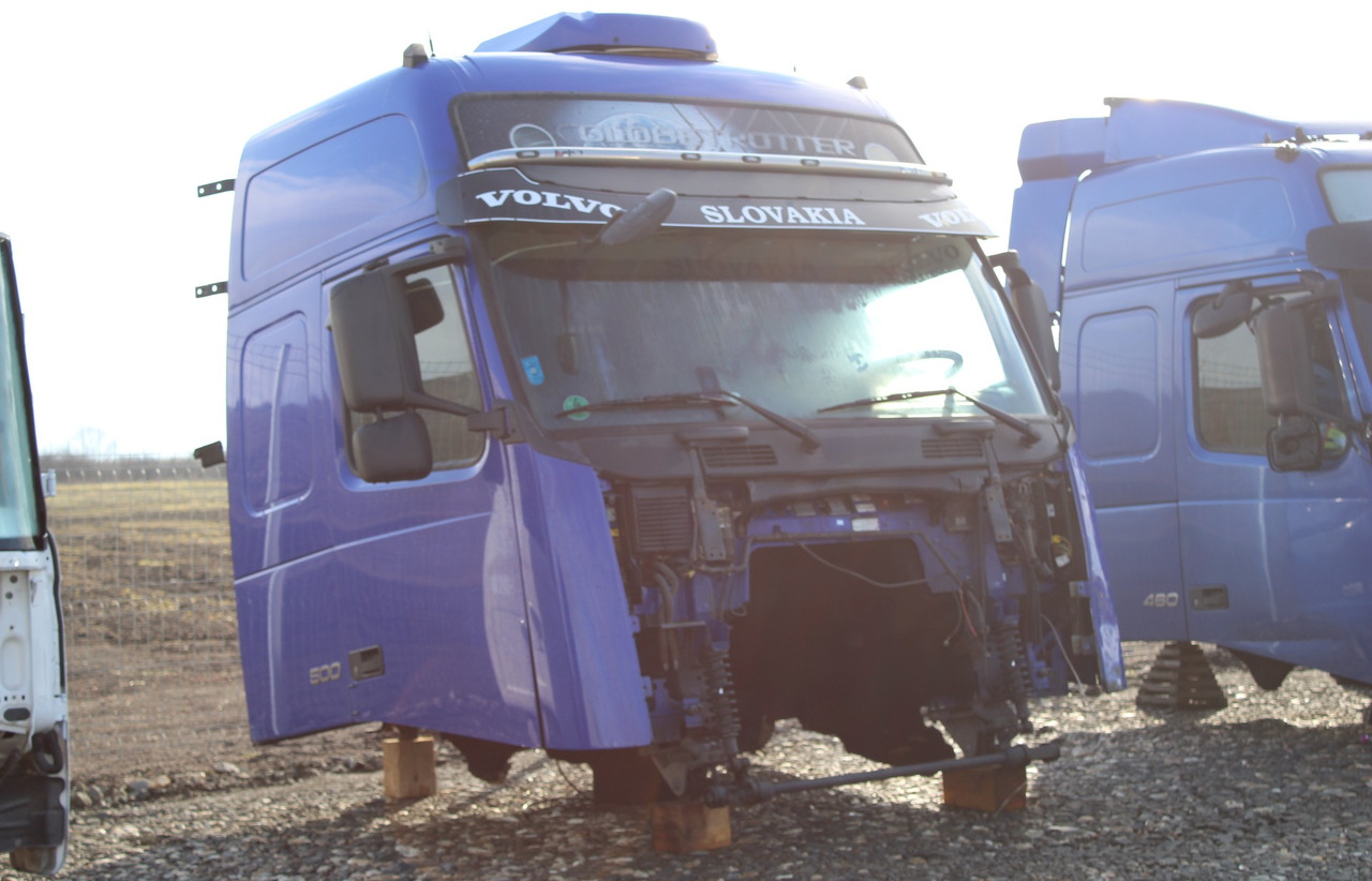 CABINA VOLVO FH13 GLOBETROTTER L2H3 - Cab for Truck: picture 3 CABINA VOLVO FH13 GLOBETROTTER L2H3 - Cab for Truck: picture 3