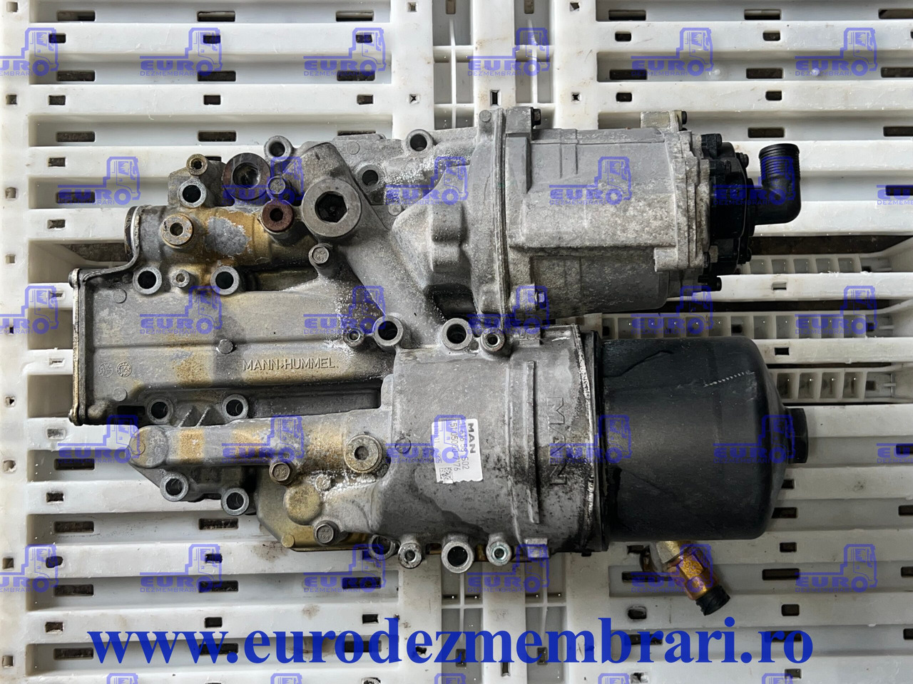 CARCASA FILTRU ULEI + TERMOFLOT + FILTRU CENTRIFUGAL MAN TGX D3876 51.05000.7176, 51.05601.7182, 51.01804.7052 - Oil filter for Truck: picture 2 CARCASA FILTRU ULEI + TERMOFLOT + FILTRU CENTRIFUGAL MAN TGX D3876 51.05000.7176, 51.05601.7182, 51.01804.7052 - Oil filter for Truck: picture 2
