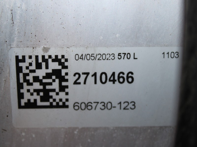 REZERVOR COMBUSTIBIL 570L + CARCASA POMPARE COMBUSTIBIL SCANIA SUPER 2710466, 3110686 - Fuel tank for Truck: picture 4 REZERVOR COMBUSTIBIL 570L + CARCASA POMPARE COMBUSTIBIL SCANIA SUPER 2710466, 3110686 - Fuel tank for Truck: picture 4