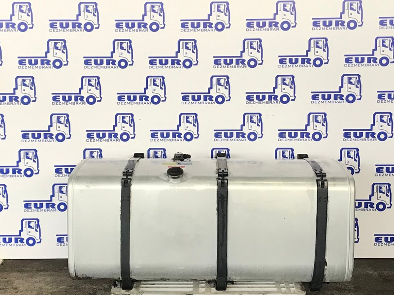 REZERVOR COMBUSTIBIL SCANIA L=165CM l=72CM H=70CM 1517309, 1871192 - Fuel tank for Truck: picture 1 REZERVOR COMBUSTIBIL SCANIA L=165CM l=72CM H=70CM 1517309, 1871192 - Fuel tank for Truck: picture 1